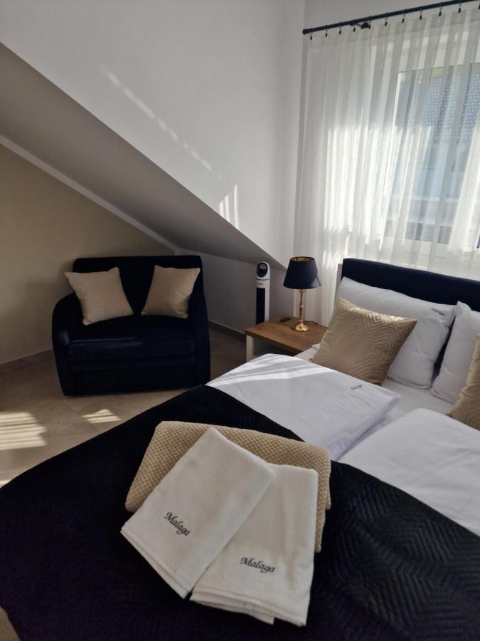 Apartamenty Malaga II Ujście-Darłowskie Exteriör bild